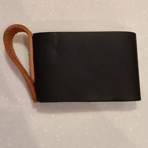 Portland Leather Goods cup holder